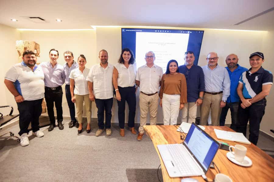 Sostiene Blanca Merari fructífera reunión de trabajo con el sector hotelero