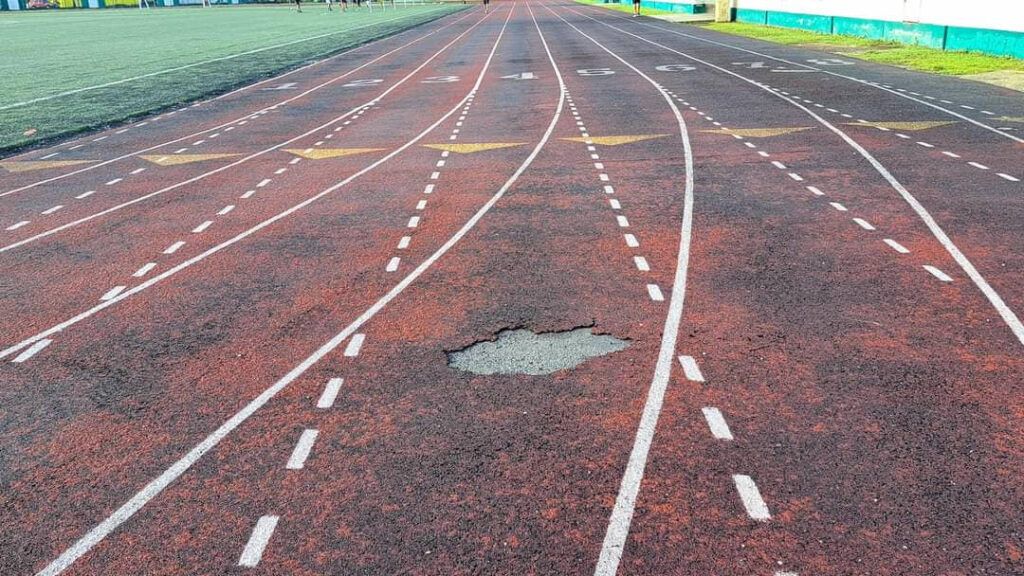 Unidades deportivas de Cozumel en el abandono, al esperar municipio inversión federal