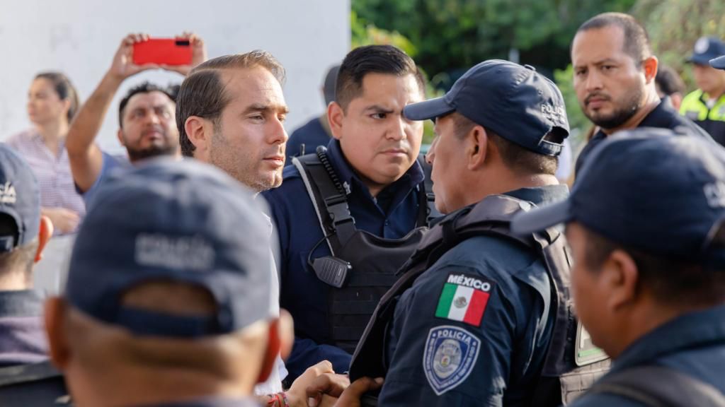 Diego Castañón anuncia nuevos estímulos para las y los policías de Tulum