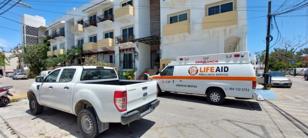 Huésped de un hotel murió de infarto luego de intentar subir a su vehículo, al parecer el calor fue el causante