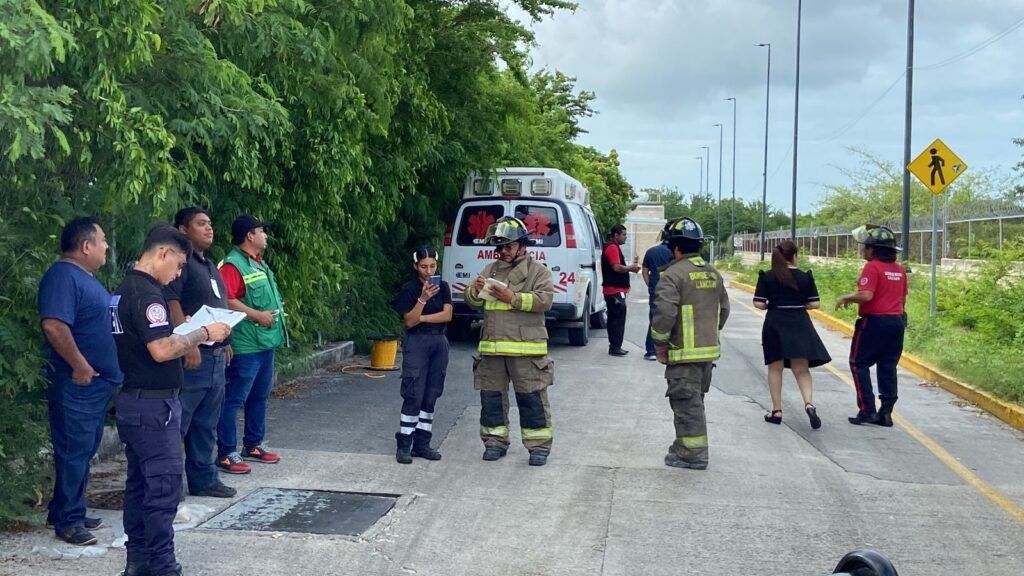 Muere hombre electrocutado en supermercado de Cancún