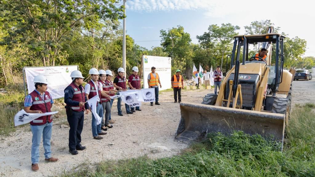 Diego Castañón: Banderazo de obra, inversión para pavimentación de calles en Tulum