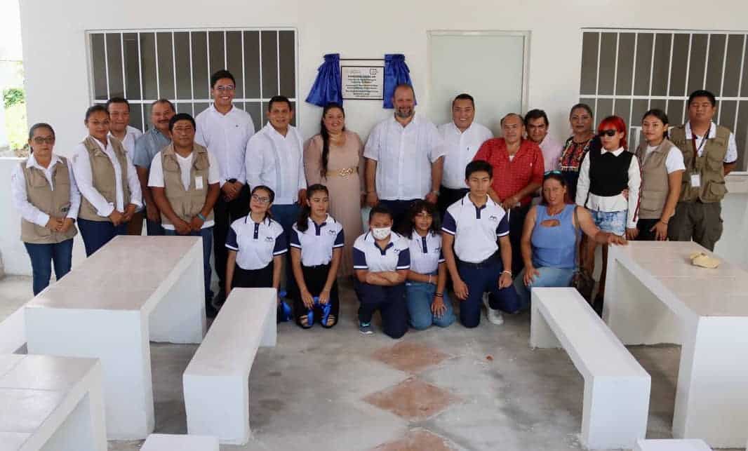 Inauguran comedor escolar en secundaria de Puerto Morelos