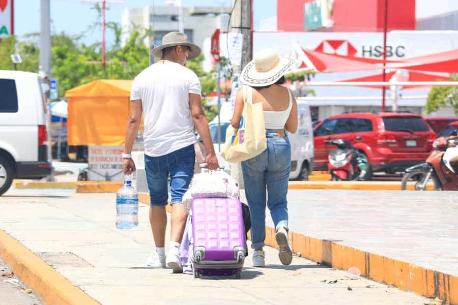 Invitan a prevenir los golpes de calor