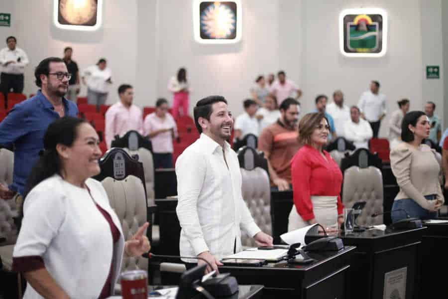 Aprueba XVII Legislatura reforma que garantizará útiles escolares para estudiantes