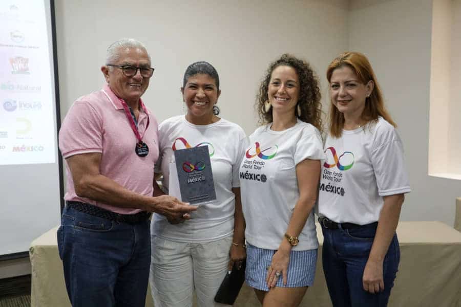 Reconocen a Lili Campos por impulso al deporte