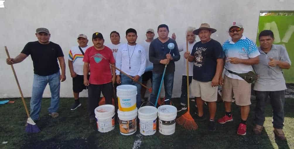 Supervisa Blanca Merari trabajos de mantenimiento a instalaciones deportivas de Leona Vicario