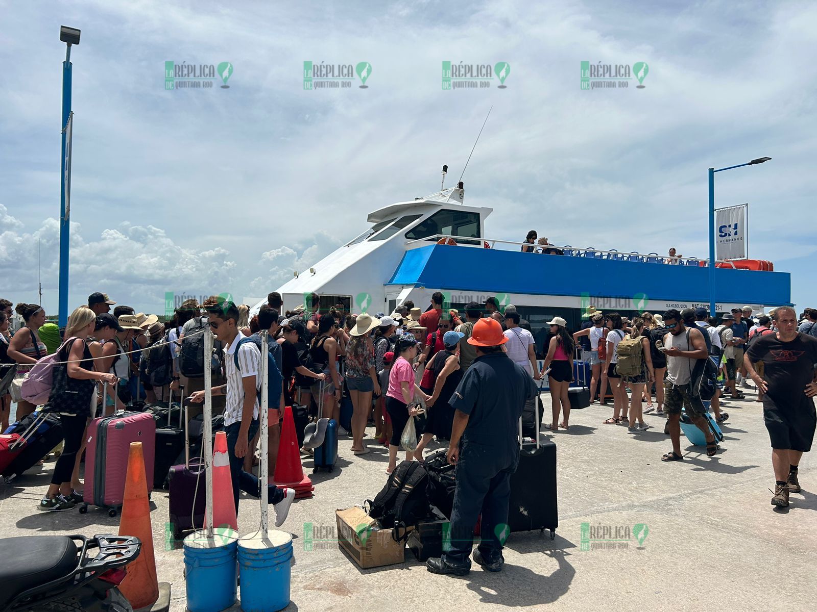 Abarrotan turistas la isla de Holbox; resaltan auge del destino