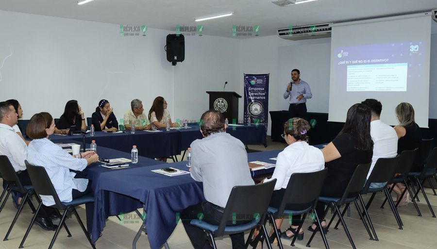 CDHEQROO presentó el Distintivo Empresa Comprometida con los Derechos Humanos en Chetumal