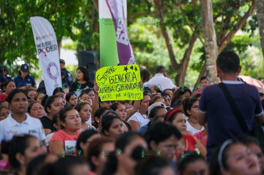 Mara Lezama llama a las mujeres a empoderarse y alzar la voz en Puerto Morelos