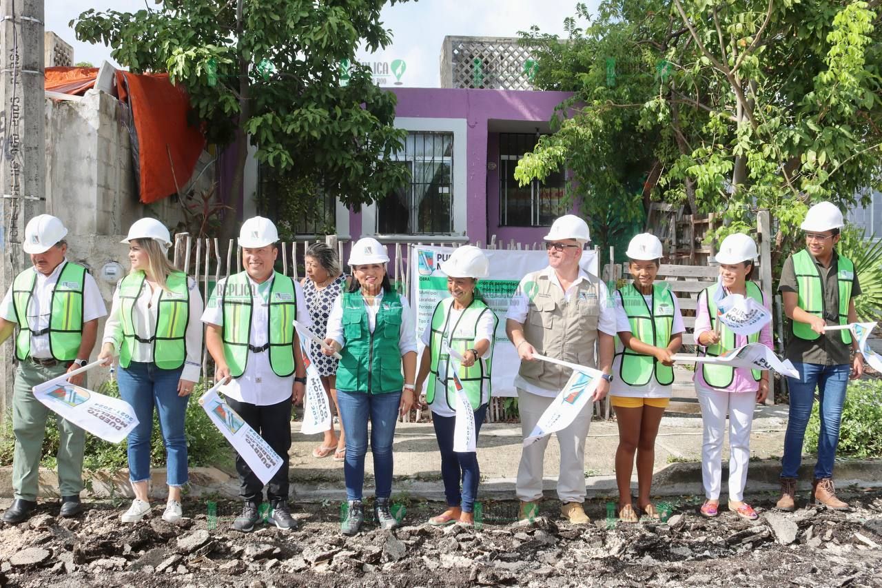 Continúa Blanca Merari con la transformación de las vialidades de Puerto Morelos