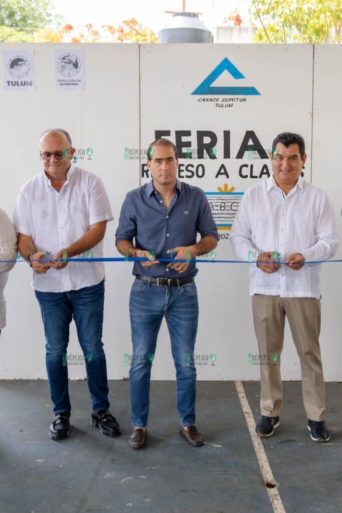 Diego Castañón inaugura el arranque de la Feria “Regreso a Clases”