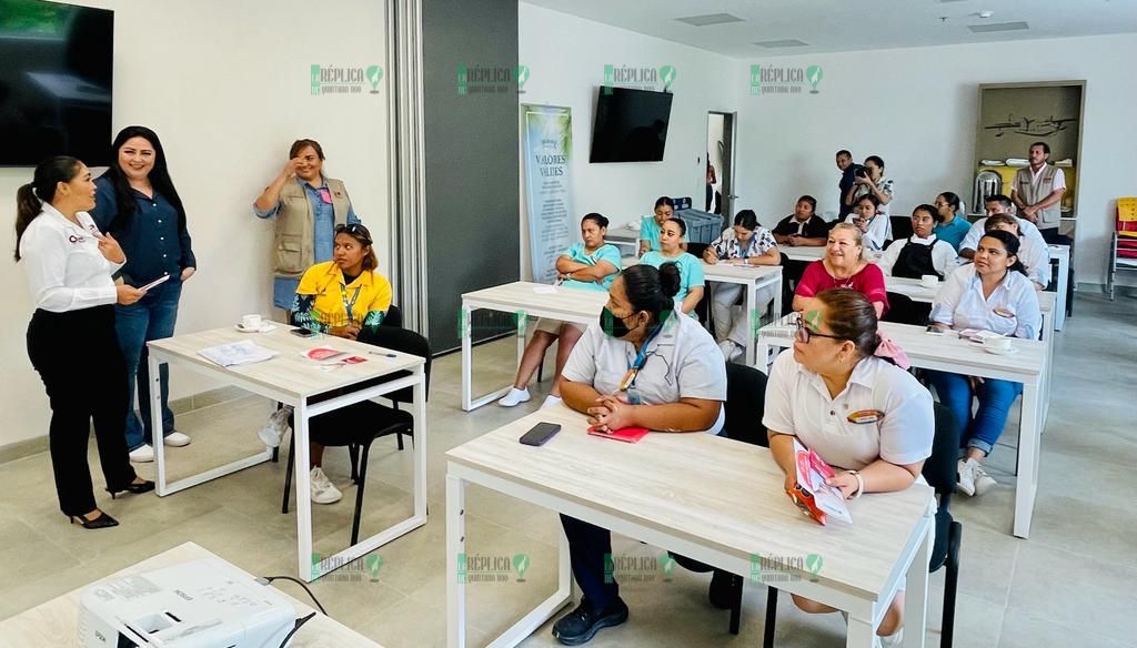 IQM imparte curso de capacitación "Mi Super Poder, Es Ser Mujer" en Puerto Morelos