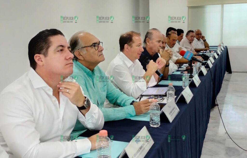 Denuncian hoteleros conflicto de intereses de Hugo Alday; busca beneficiar a particulares, señalan