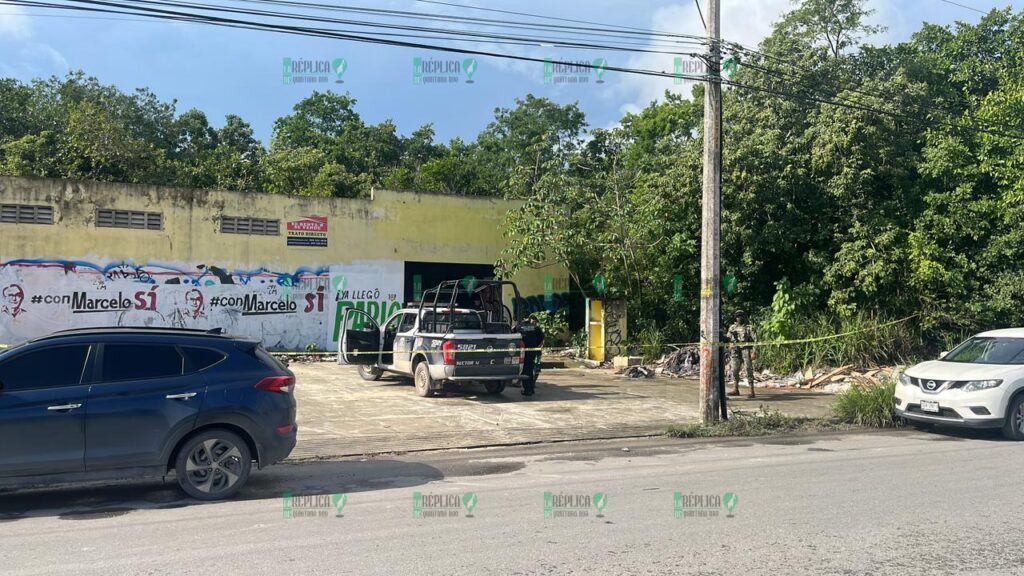 Encuentran un cadáver putrefacto en la Región 105 de Cancún; podría ser de una mujer