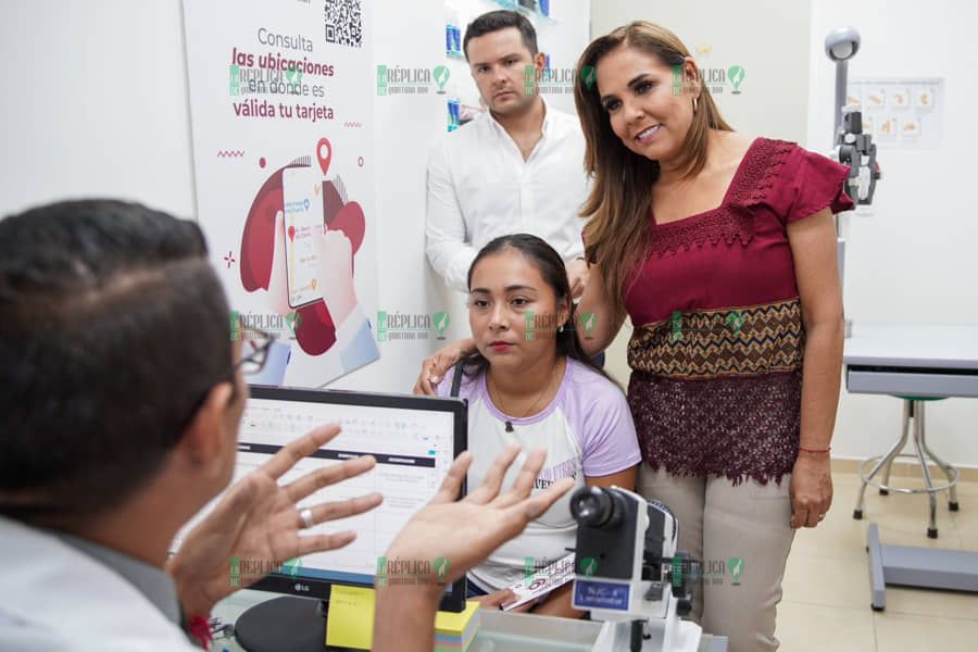 Con Unidad Médica del Bienestar en Puerto Morelos Mara Lezama acerca servicios de salud a la ciudadanía