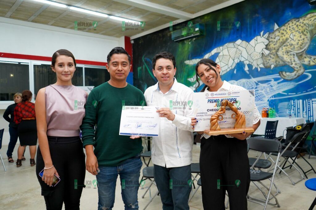 Con el Premio Municipal de la Juventud, Solidaridad reconoce logros y aportaciones a la comunidad