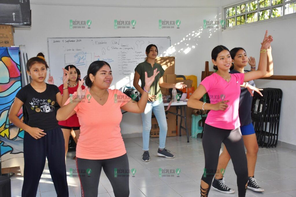 La Fundación de Parques y Museos de Cozumel reinició los talleres permanentes en el BiblioAvión Gervasio