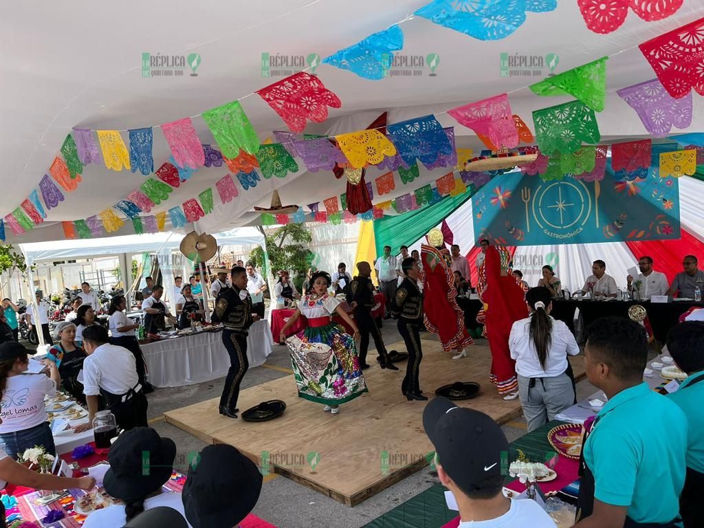 Corporativo turístico preserva tradiciones mexicanas con muestra gastronómica