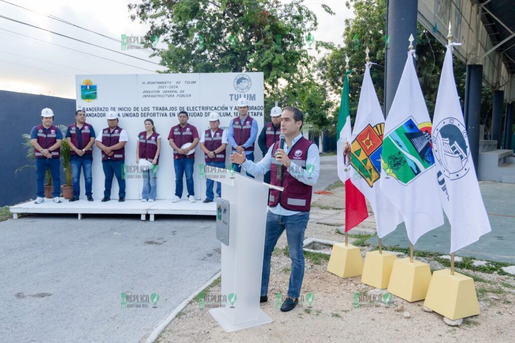 4T continúa en Tulum: Diego Castañón pone en marcha alumbrado y electrificación en la Unidad Deportiva