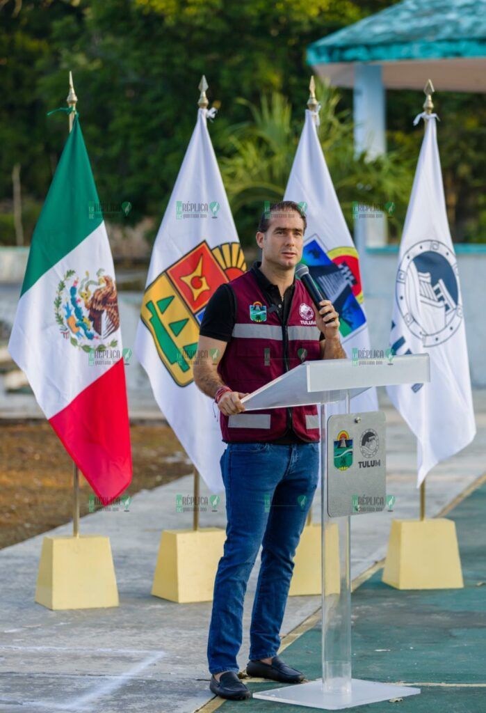 Diego Castañón pone en marcha construcción de arcotecho en Sahcabmucuy