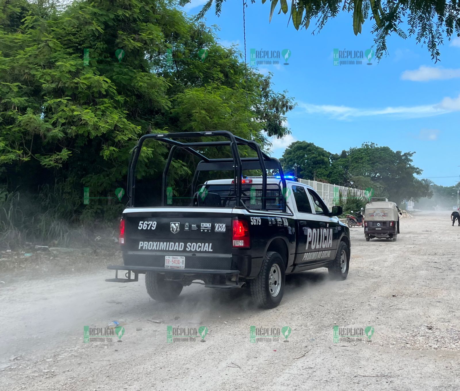Vecinos amarran y golpean a presunto ladrón, en la Región 235 de Cancún.
