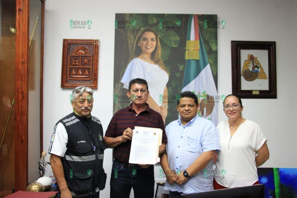 Bacalar es el primer municipio en cobrar el uso lagunar de la Laguna de los 7 Colores