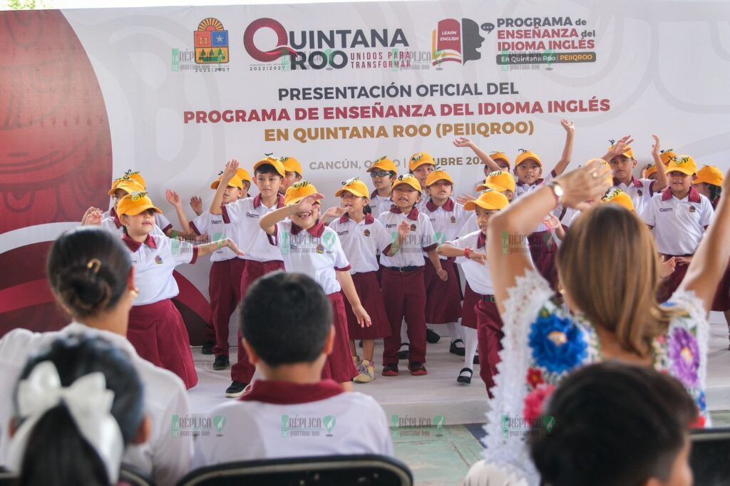 Implementa Mara Lezama clases de inglés en escuelas públicas en un acto de justicia social