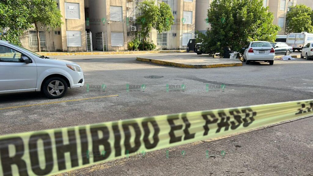 Ejecutan a una custodio del Cereso de Cancún, en Prado Norte