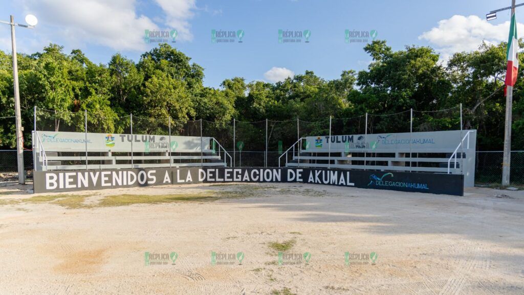 Diego Castañón le cumple a Akumal con nuevas instalaciones deportivas