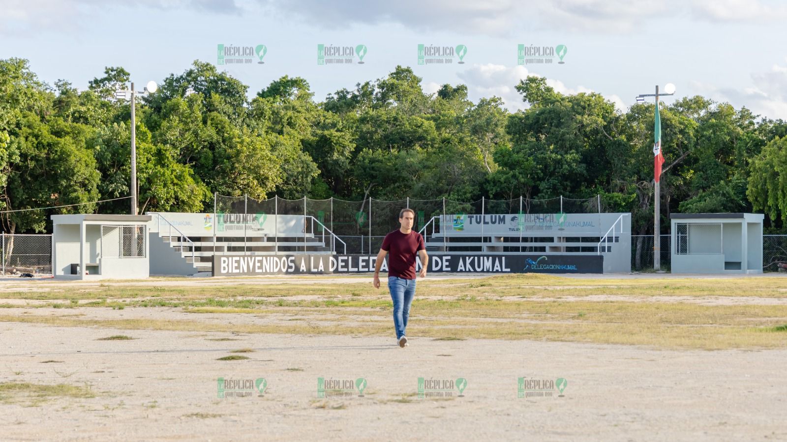 Diego Castañón le cumple a Akumal con nuevas instalaciones deportivas