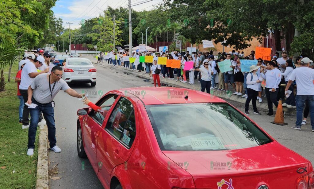 Protestan de nuevo trabajadores del PJF en Cancún, en contra de eliminación de fideicomisos