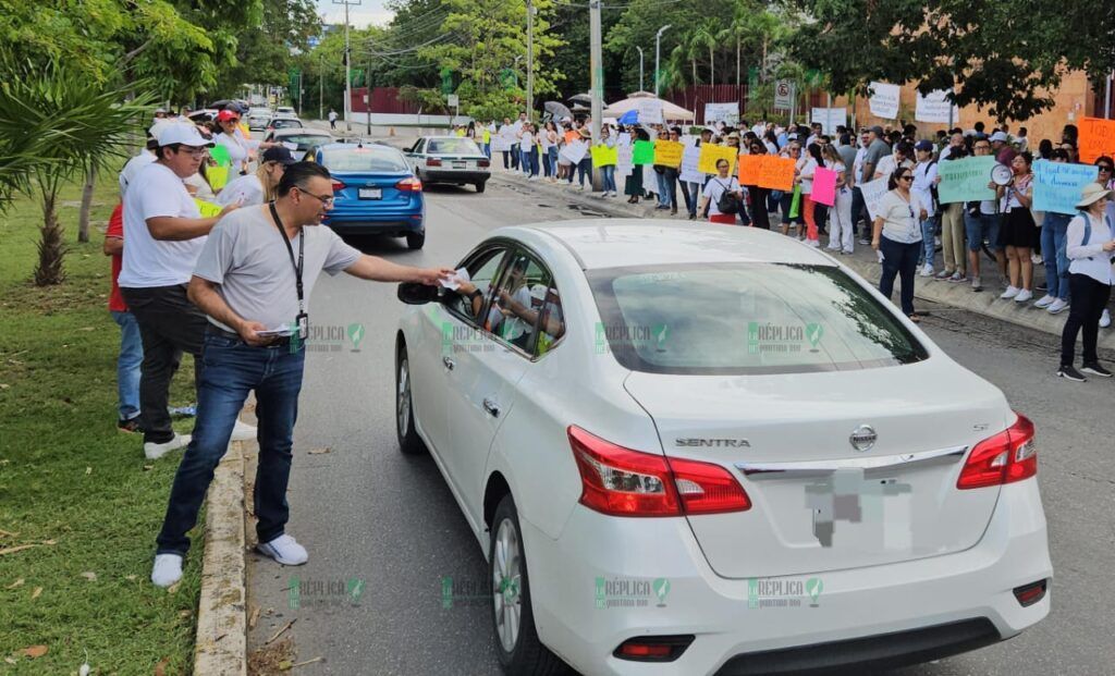 Protestan de nuevo trabajadores del PJF en Cancún, en contra de eliminación de fideicomisos