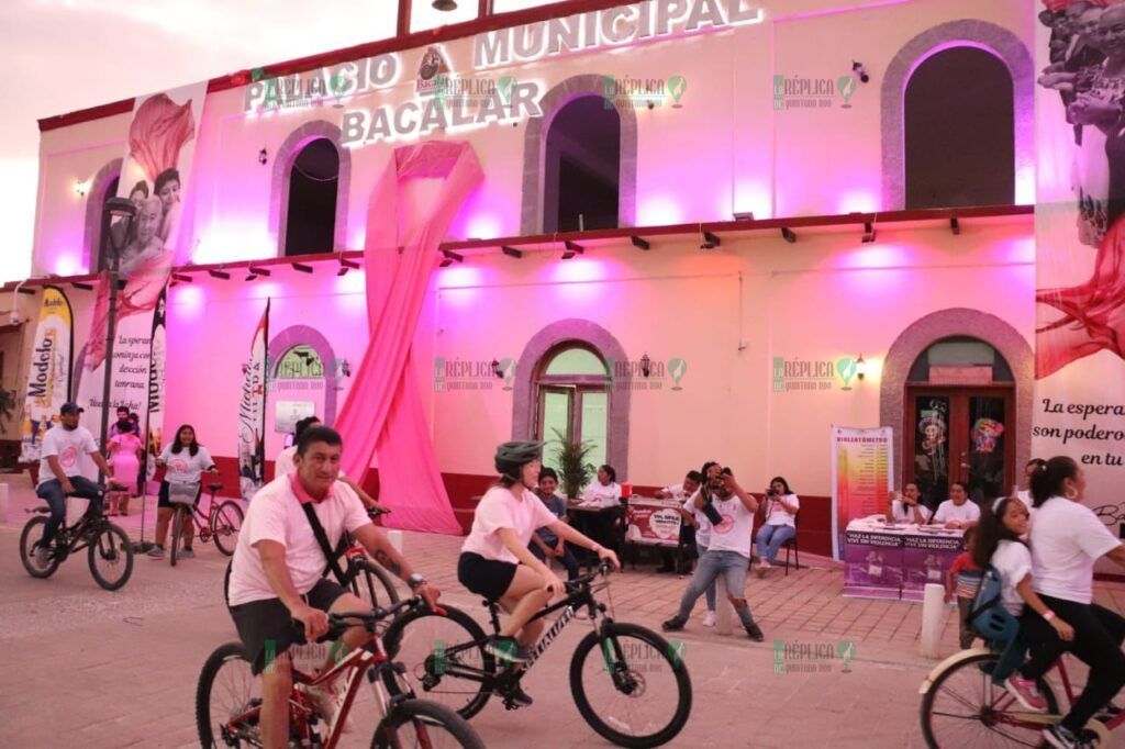 Realizan en Bacalar la segunda Rodada Rosa para hacer conciencia en la lucha contra el cáncer de mama