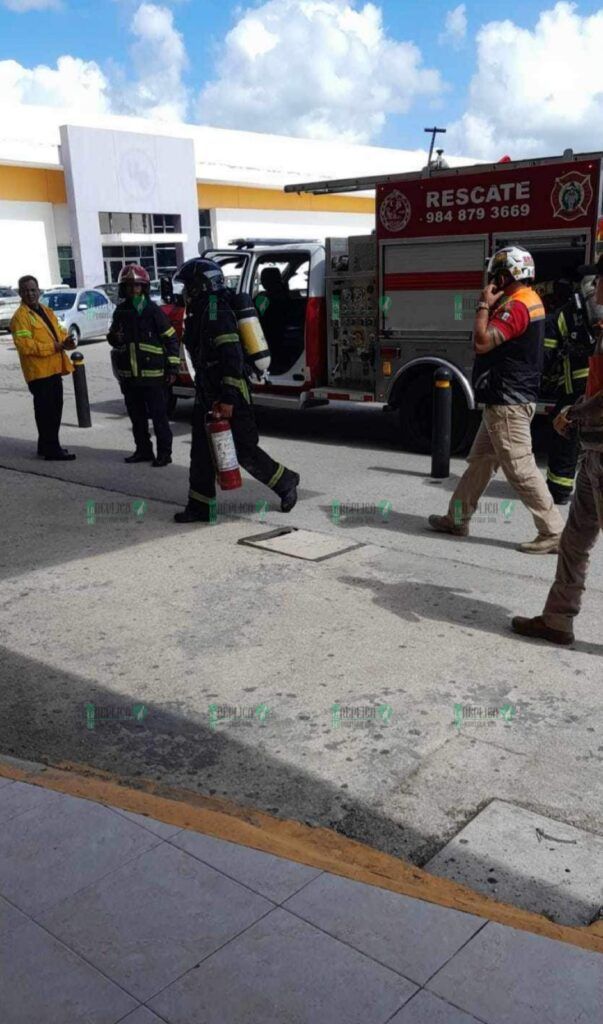 Se incendia cajero automático en centro comercial de Playa del Carmen