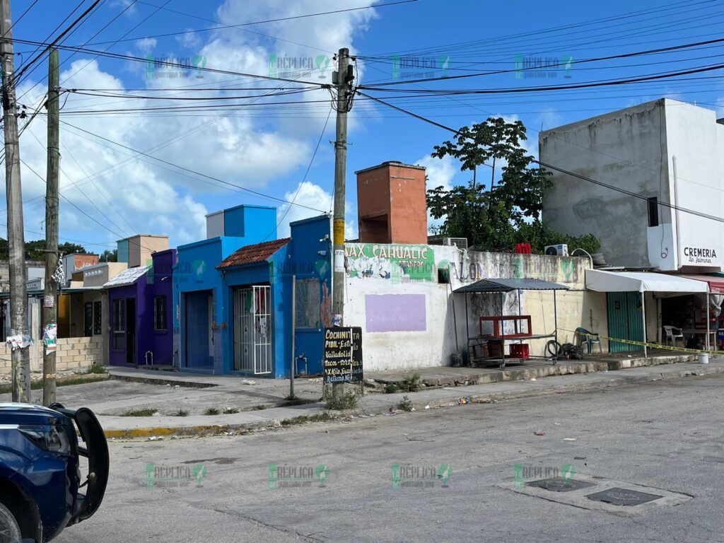 Atacan a balazos oficinas de sindicato mototaxista, en la Región 247 de Cancún