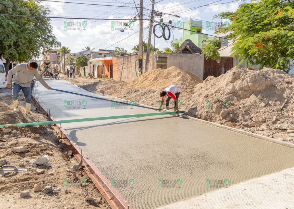 Diego Castañón supervisa la modernización de la calle Polar