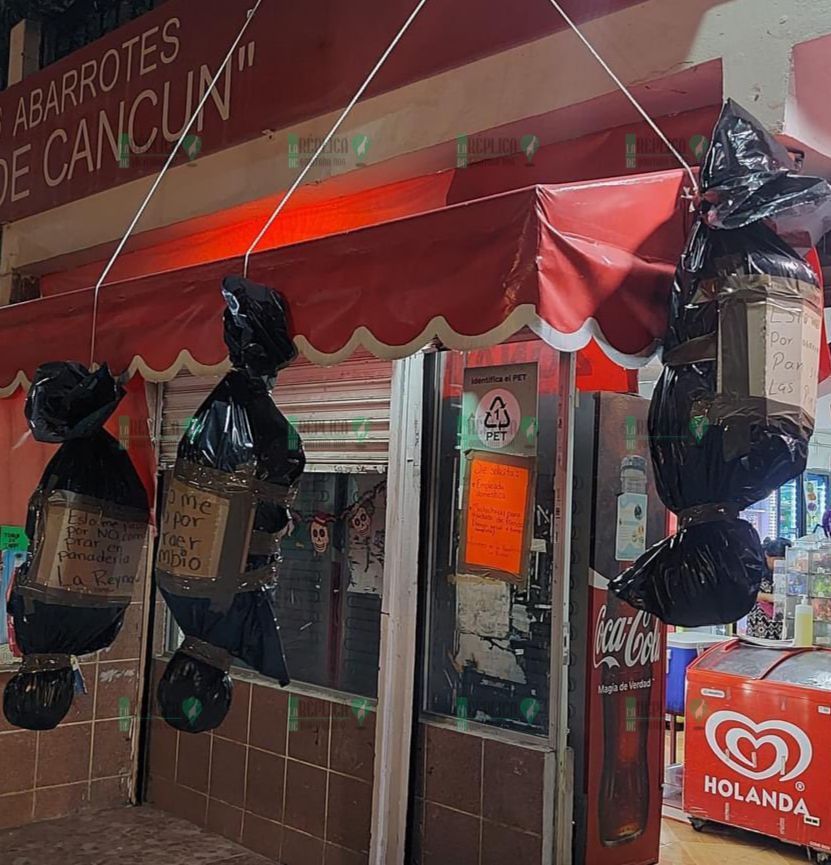 Comercios de Cancún ‘visten’ su Halloween con muñecos de ‘ejecutados’