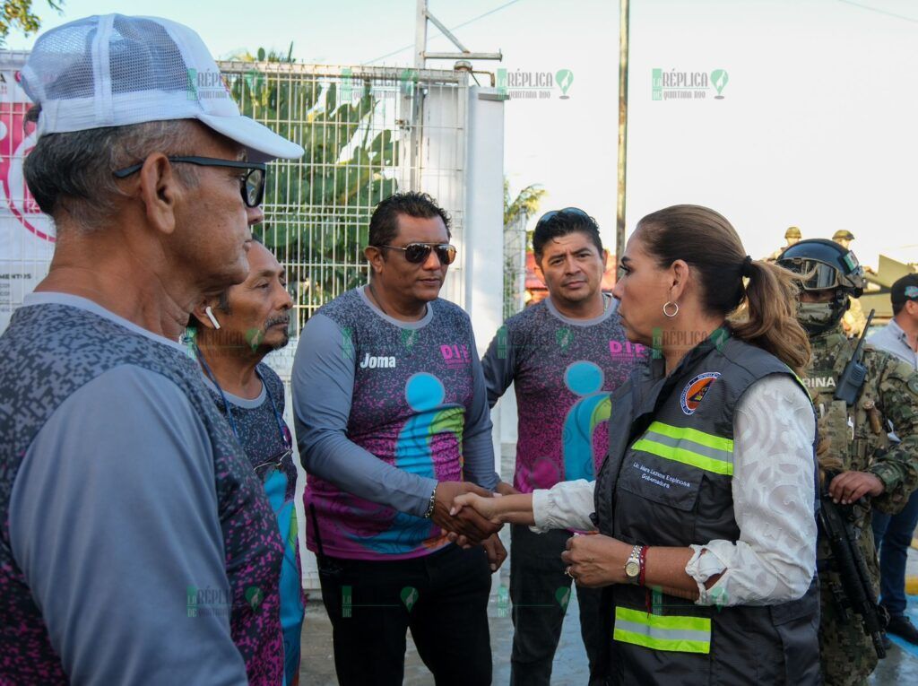 Da salida Mara Lezama al envío a Guerrero de 50 toneladas de ayuda humanitaria de los quintanarroenses