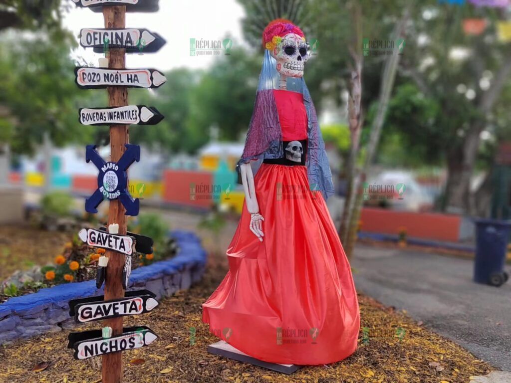 Comienza tradición de Día de Muertos en panteón municipal