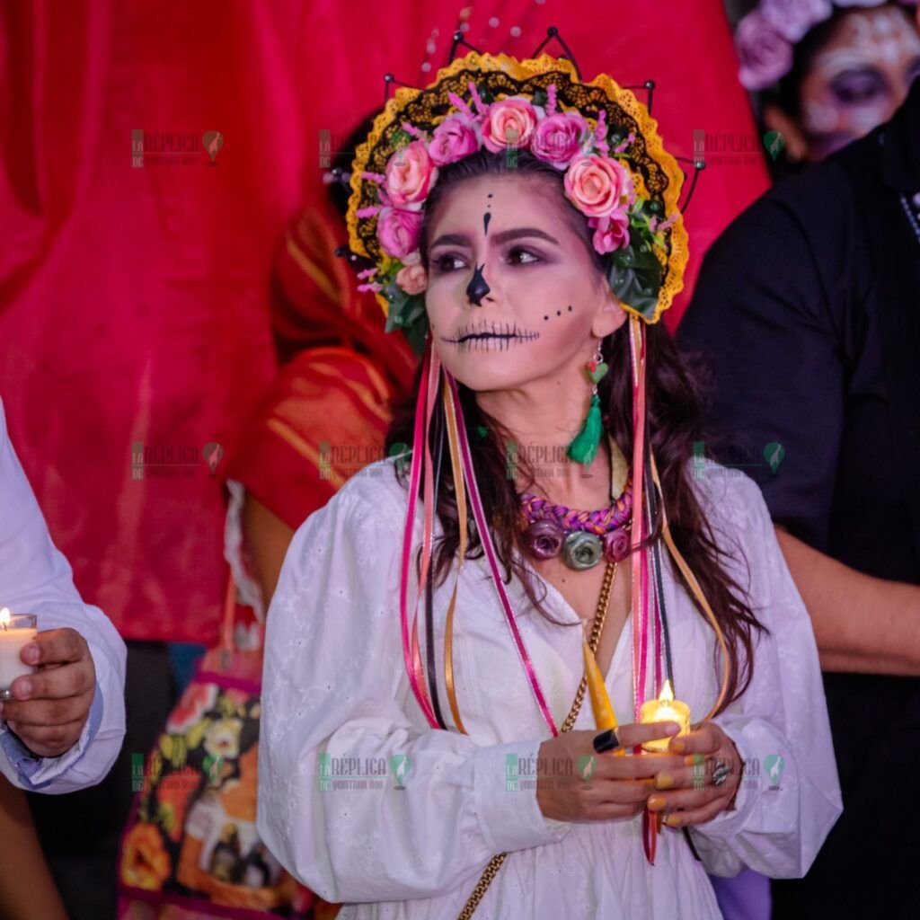 Exitoso "Paseo de las Ánimas 2023" en Tulum: Comienza el Hanal Pixan en un ambiente de alegría y tradición