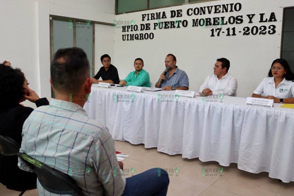 Firma gobierno de Puerto Morelos convenio con la universidad intercultural maya de Quintana Roo