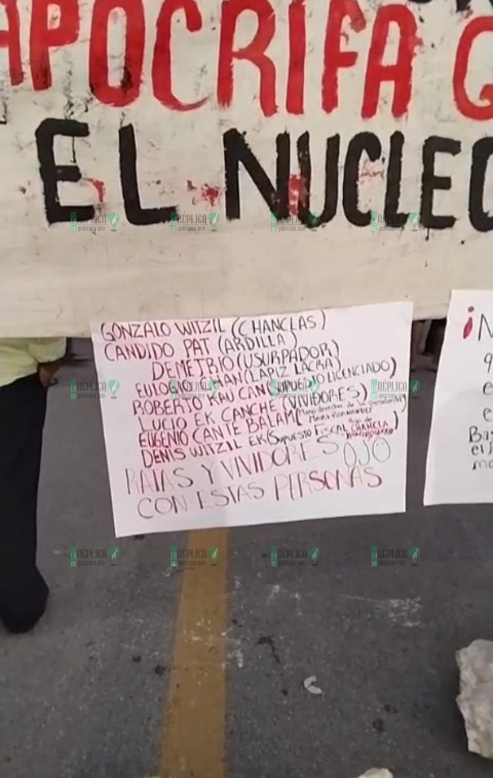 Bloquean ejidatarios de Felipe Carrillo Puerto carretera a Valladolid, para exigir destitución del comisariado 