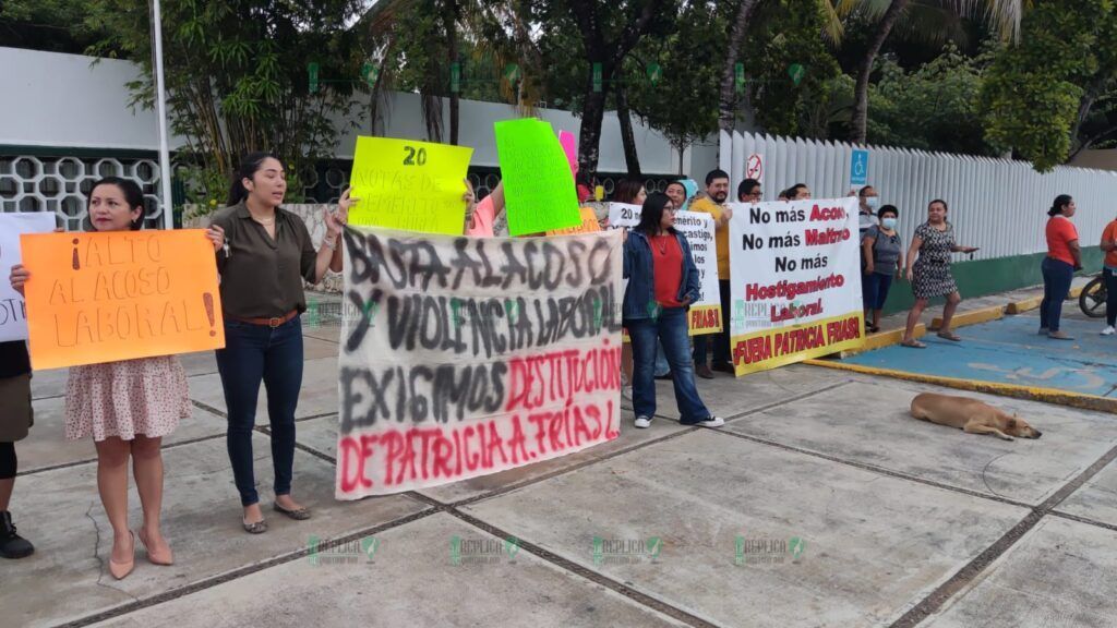 Protestan de nuevo trabajadores del IMSS de Chetumal, para exigir destitución de jefa de área