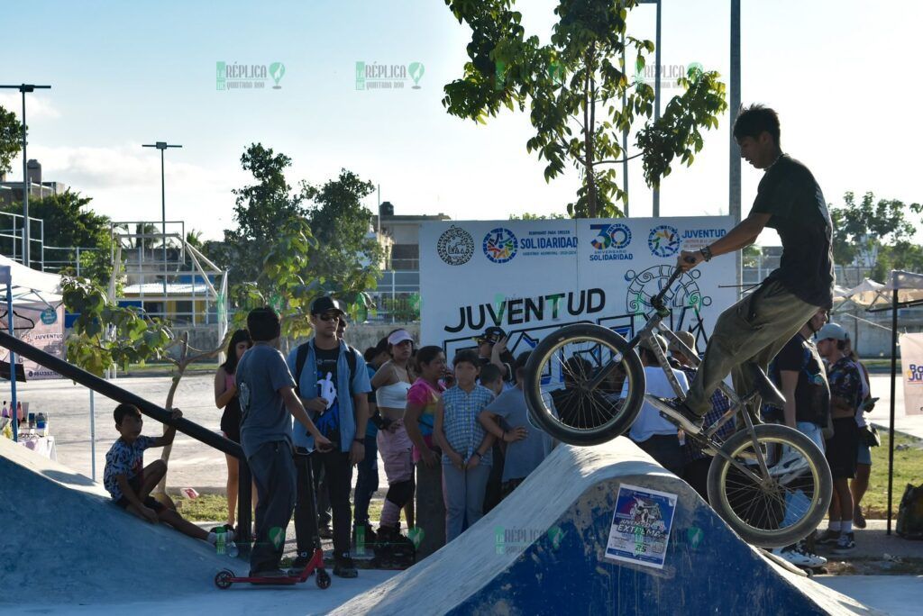 Playa del Carmen, Solidaridad .- Adrenalina y talento en Juventud Extrema Más de 300 jóvenes apasionados por el skate, BMX, parkour y rollers,