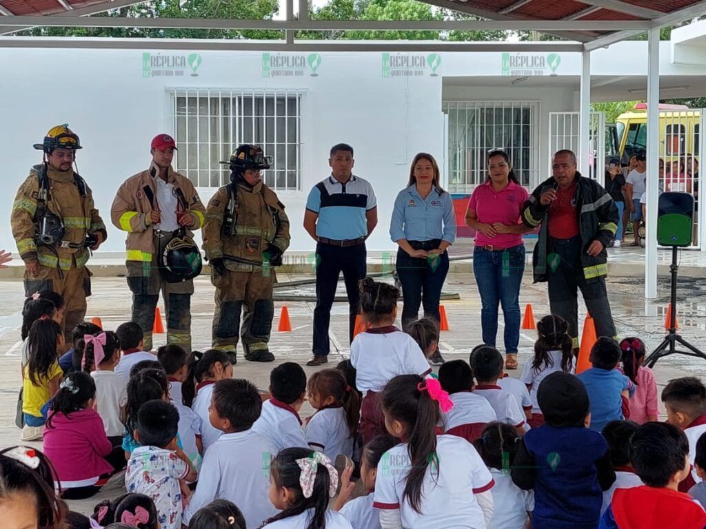 Realizan simulacro de incendio en jardín de niños “Tereza Magaña”, en Puerto Morelos