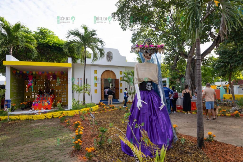 Comienza tradición de Día de Muertos en panteón municipal