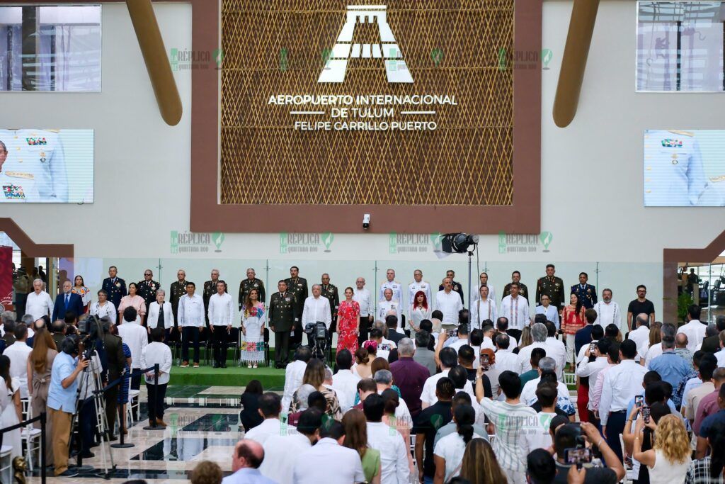 Inauguran AMLO y Mara Lezama el Aeropuerto Internacional de Tulum, una obra con justicia social