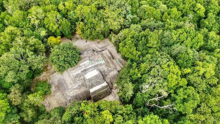 En un 30%, construcción de vía acceso a la Zona Arqueológica de Ichkabañ, afirma Mara Lezama