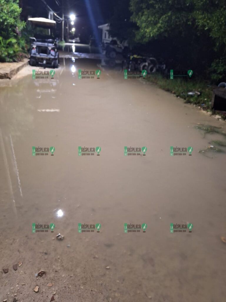 Causan fuertes lluvias apagones e inundaciones en Holbox y otros puntos de Lázaro Cárdenas